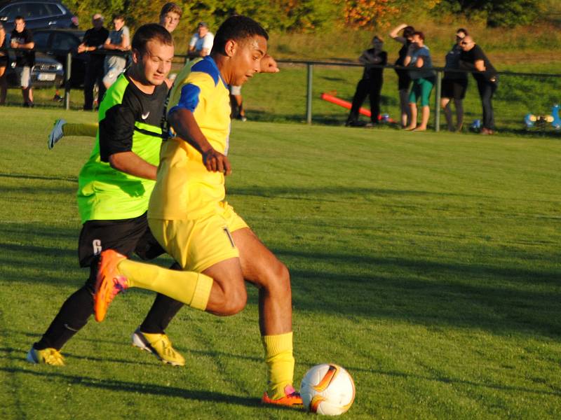 FK Kněževes - SK Rakovník 2:4 (1:2). Postupuje Rakovník