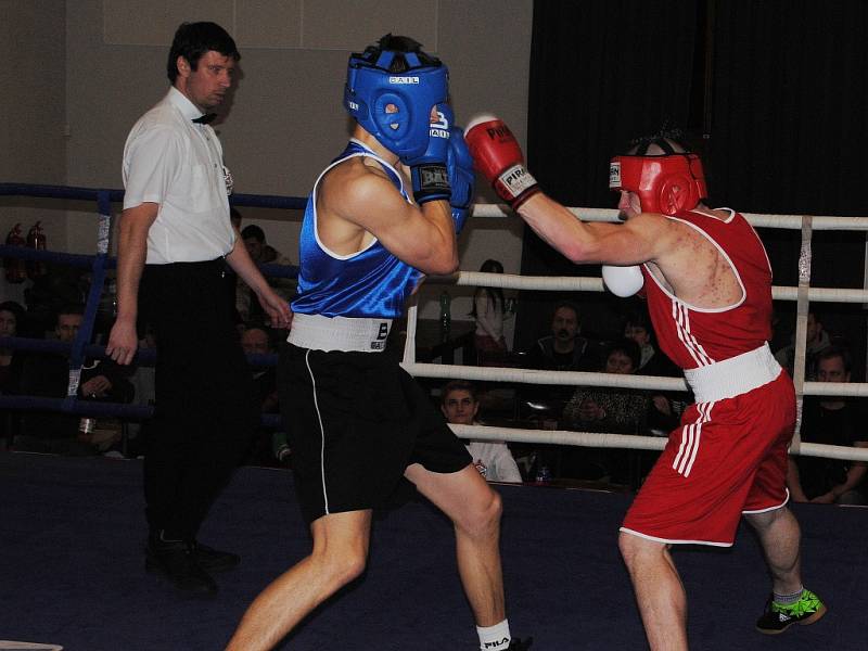 Sedmé oblastní kolo v boxu - Dům osvěty Rakovník