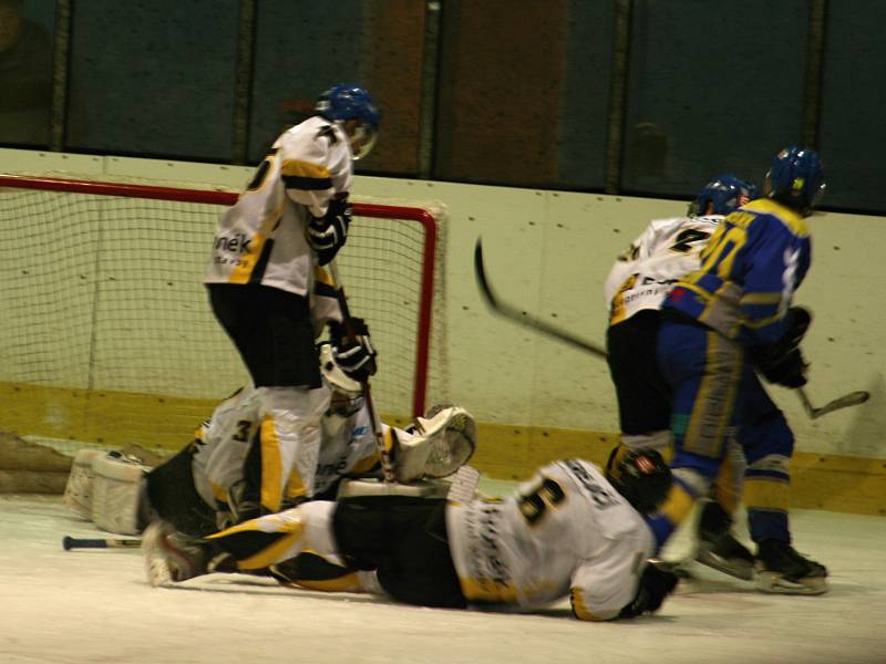 HC Rakovník - HC Lev Benešov 3:6, čtvrtfinále play off KLM 2017