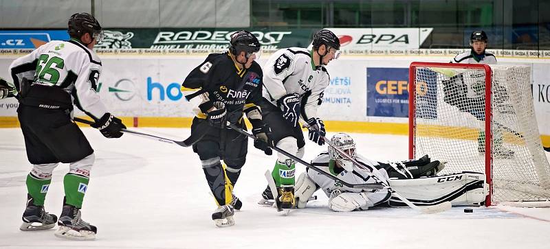 Hokejisté HC Rakovník vyhráli v Mladé Boleslavi 5:4 po samostatných nájezdech.