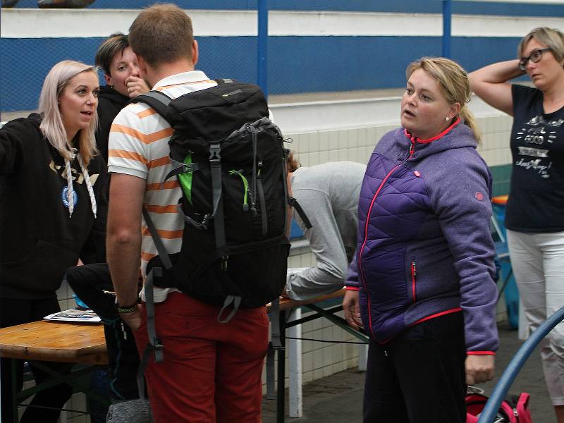 Týden hokeje na rakovnickém zimním stadionu.