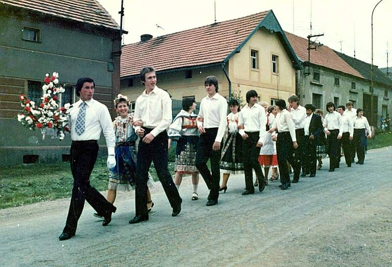 Máje v Šanově v roce 1981.