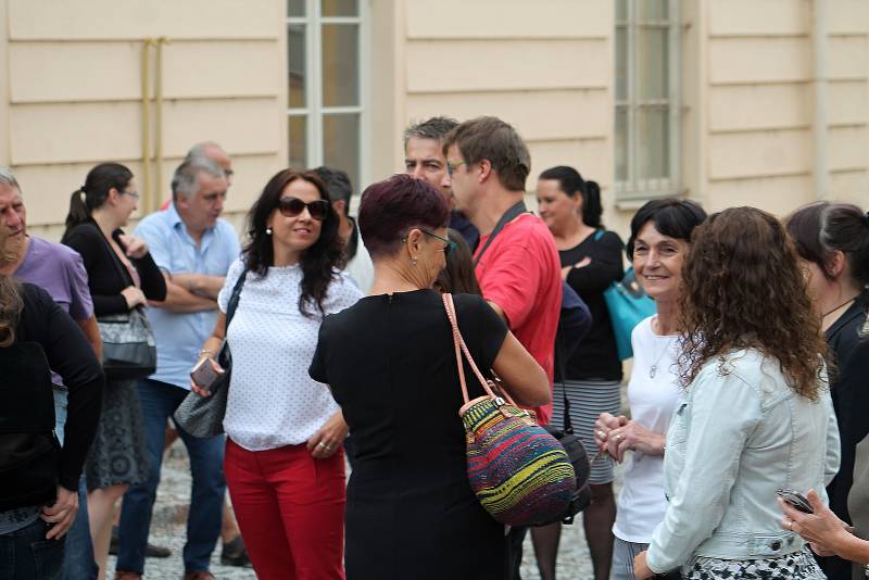 Slavnostní otevření revitalizovaného prostranství u gymnázia.