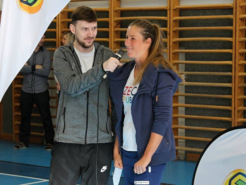 Olympijský trénink v tělocvičně 2. základní školy v Rakovníku.