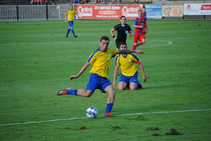 SK Rakovník prohrál v úvodním kole ČFL s Viktorií Plzeň B 0:3 (0:0).