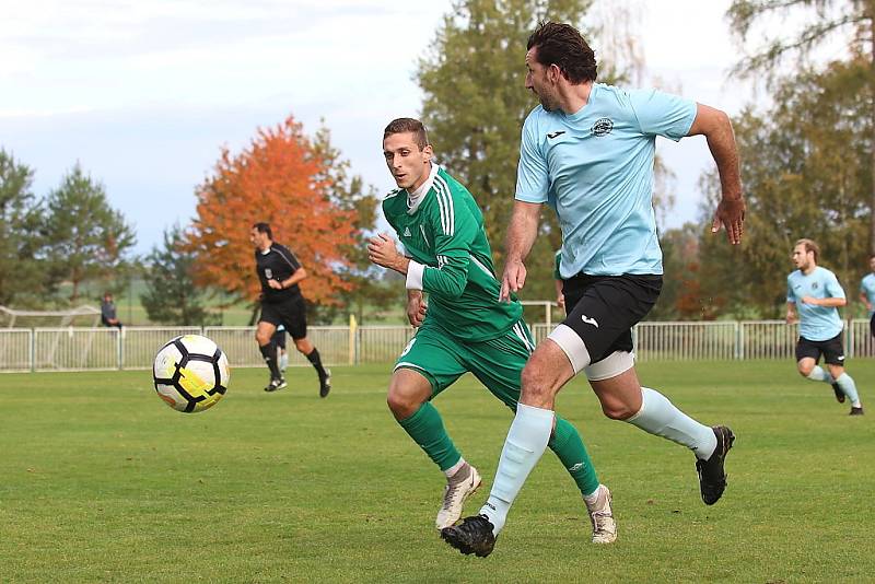 Z fotbalového utkání divize Tatran Rakovník - Chomutov (2:1)