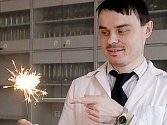 Vyučující chemie Kamil Březina
