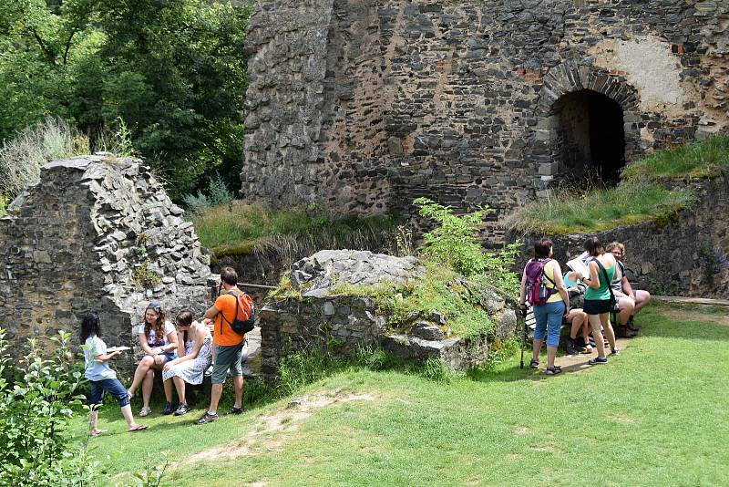 Hrad Krakovec je v létě v obležení turistů. Návštěvnost je srovnatelná s tou loňskou, kdy byla rekordní.