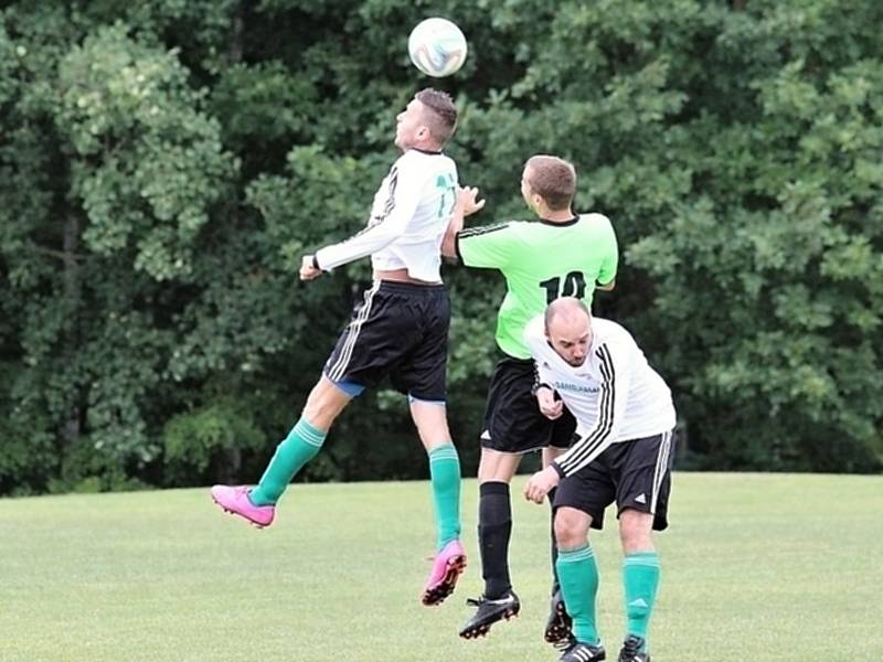 Fotbalisté Olympie vyhráli na hřišti nováčka ze Slabec vysoko 8:0.