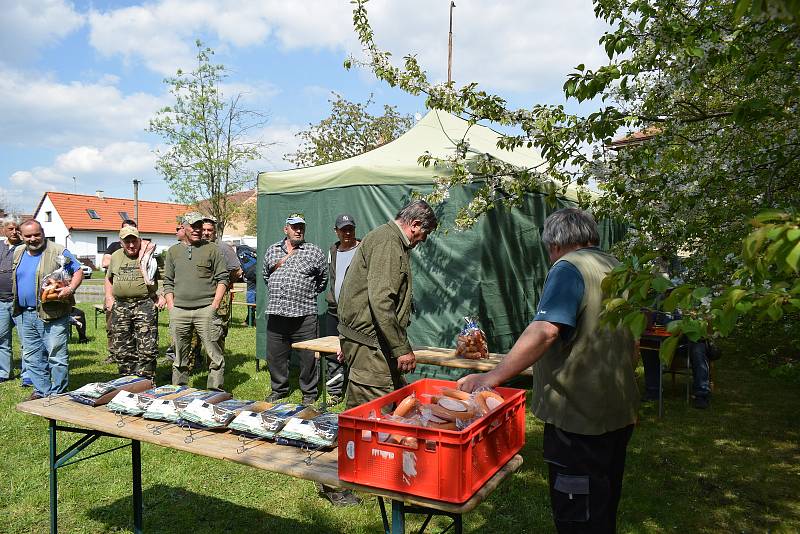 Rybářské závody v Kněževsi.