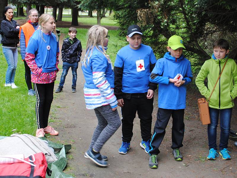V Čermákových sadech se uskutečnila Soutěž mladých zdravotníků. Krajské kolo se uskuteční 31. května v Mladé Boleslavi.