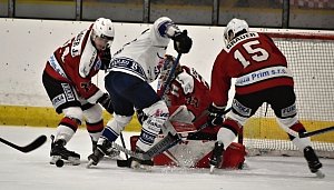 Hokejisté HC Rakovník podlehli ve druhém finále krajské hokejové ligy Čáslavi 3:5.