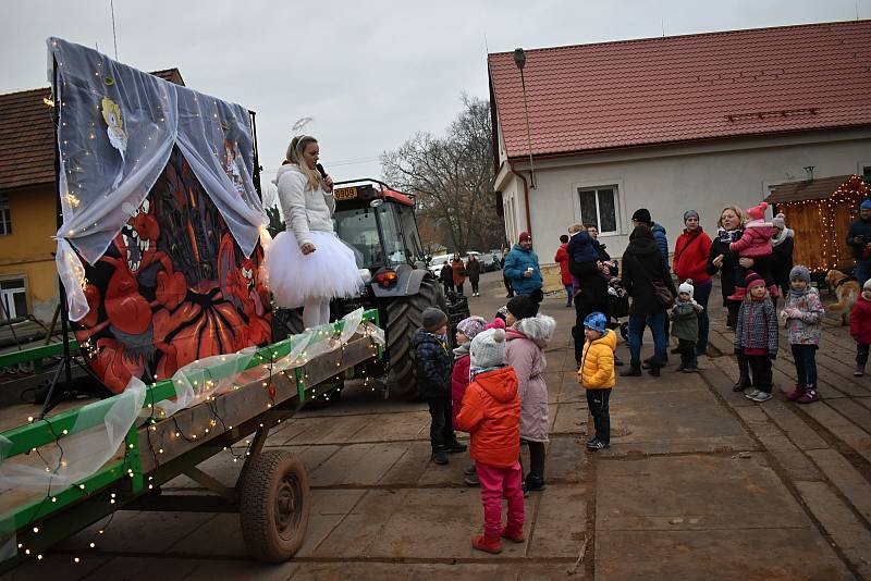 Vánoce na statku v Chrášťanech.