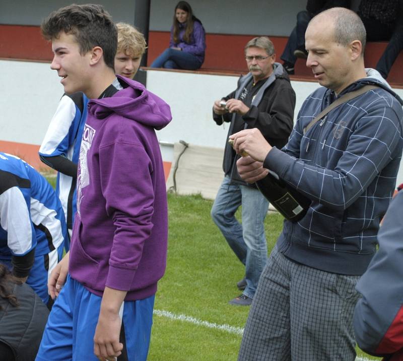 Finále okresního poháru dorostu mezi SK Pavlíkov - Sparta Řevničov. Pavlíkovští vyhráli dvakrát (5:1 a 2:0)