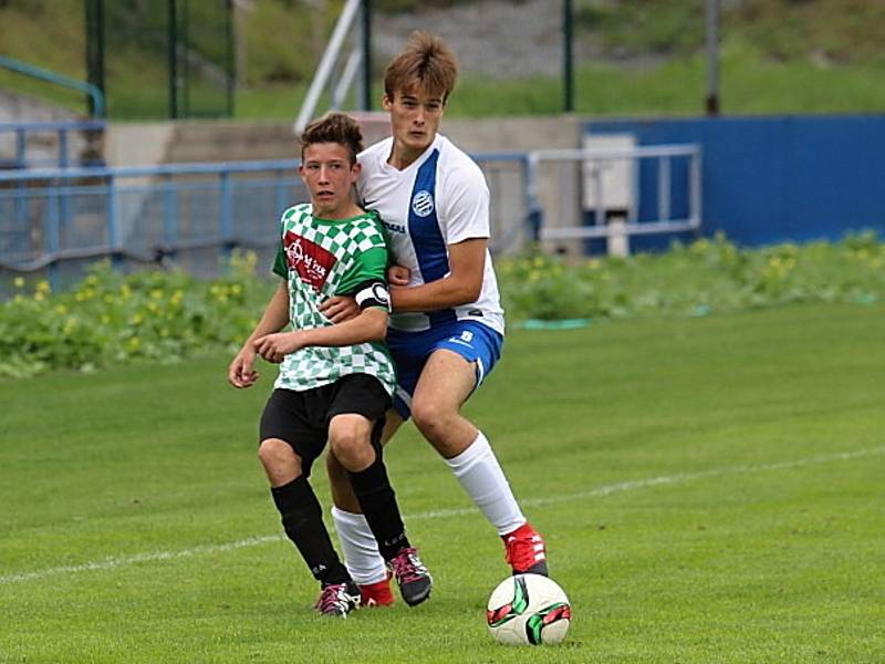 Starší dorost Tatranu vyhrál v Králově Dvoře 2:0, mladší prohrál 1:4.