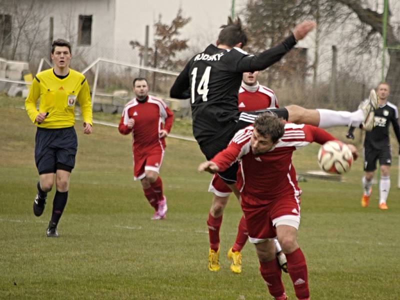 Zavidov ve svém druhém jarním vystoupení prohrál s týmem Zbuzany 2:3 (0:1)