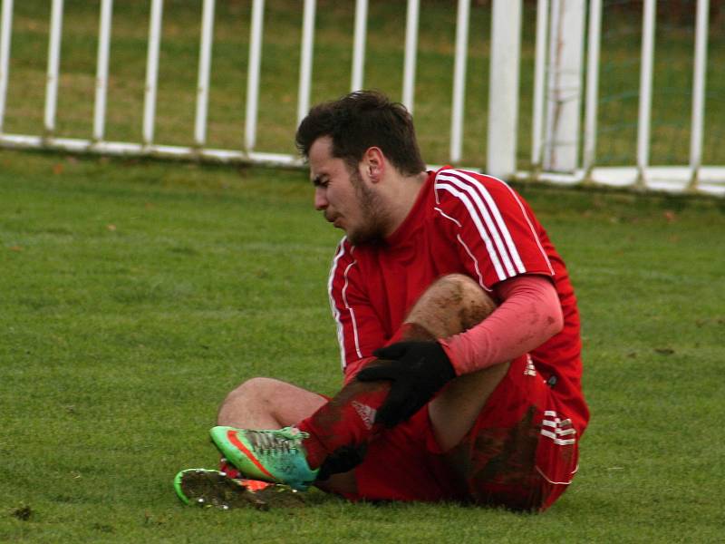 Fotbalisté Nového Strašecí v závěrečném podzimním kole prohráli s Příbramí 0:6.