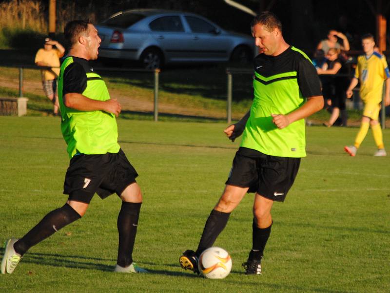 FK Kněževes - SK Rakovník 2:4 (1:2). Postupuje Rakovník