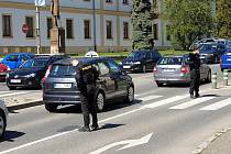 Policejní vyšetřování po střelbě u Okresního soudu v Rakovníku.