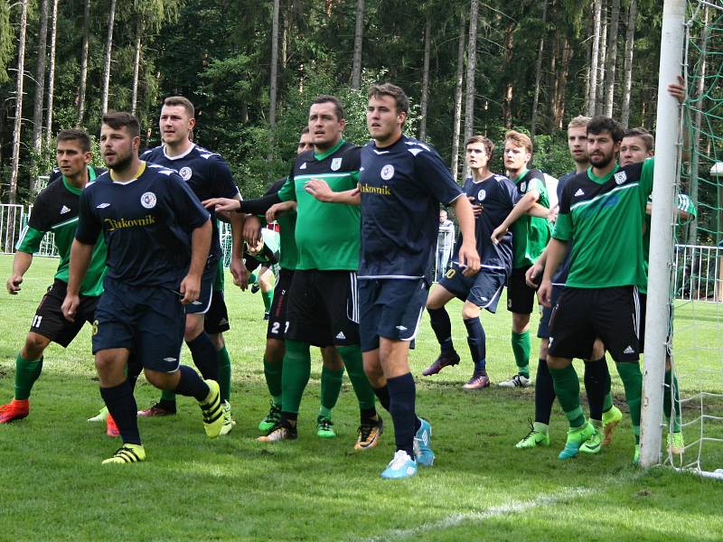 Městské derby rezerv v nejnižší krajské soutěži ovládl rakovnický SK, který zvítězil nad Tatranem 3:1.