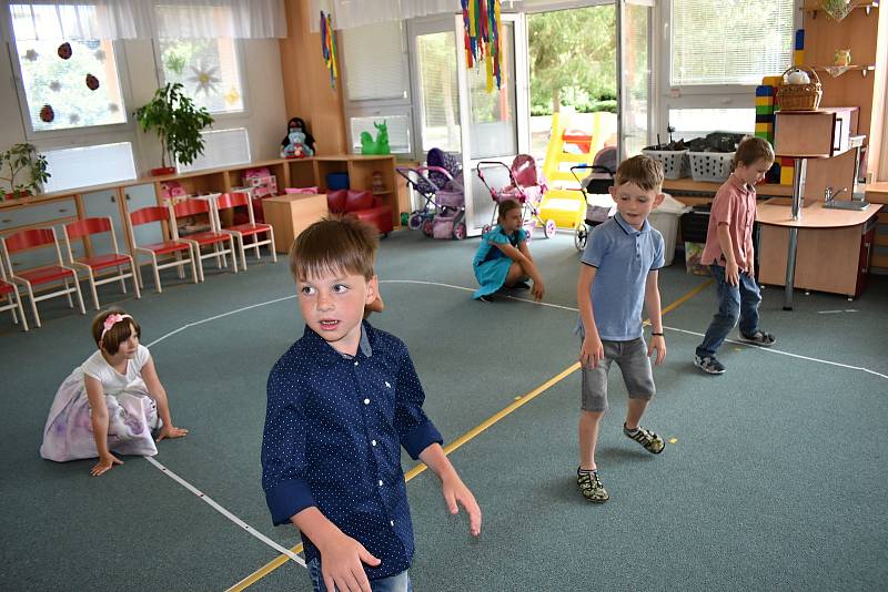 Slavnostní rozloučení s předškoláky v Mateřské škole Klicperova v Rakovníku.