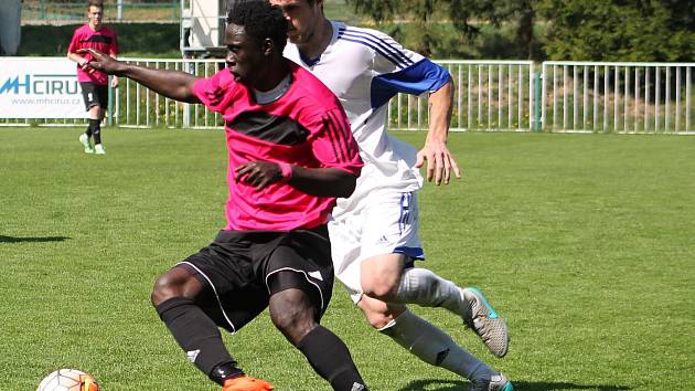 Fotbalisté rakovnického Tatranu zdolali Louny 1:0. Jediný gól vsítil Omovie.