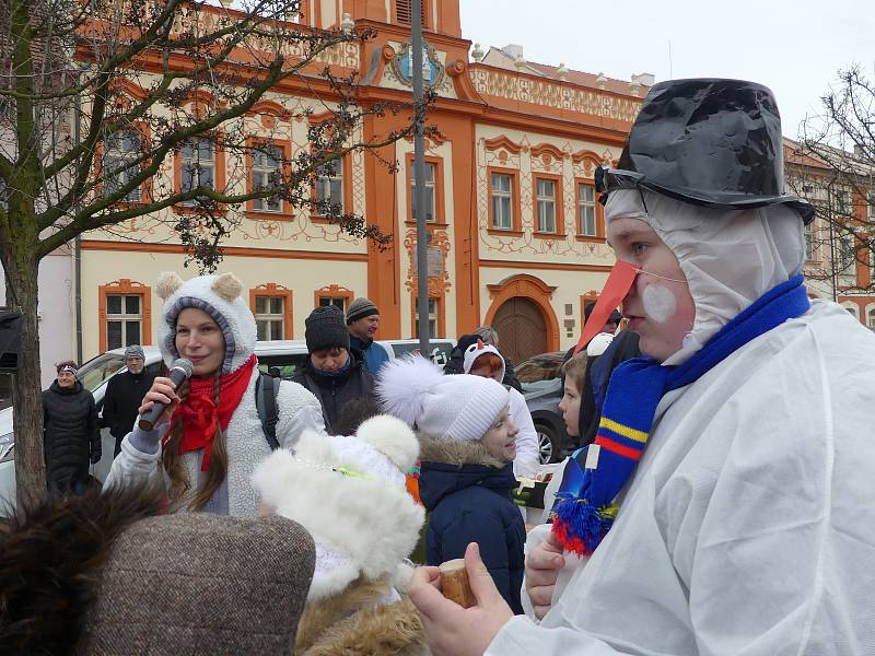 Hlavním tématem masopustu v Rakovníku byla zima.