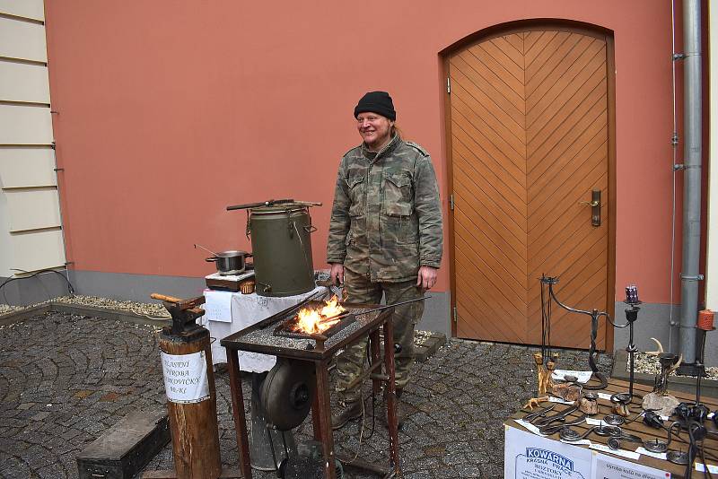 Zabijačka uspořádaná Tradičním pivovarem v Rakovníku.