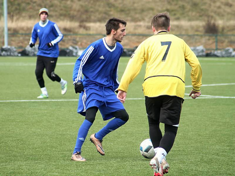 Přípravný duel na Šamotce mezi Lužnou a Kněževsí skončil nerozhodně 2:2.