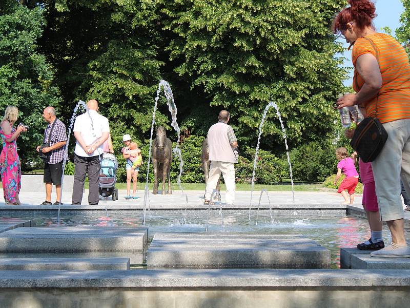 Podobu veřejného prostranství na sekyře vybrali občané města.