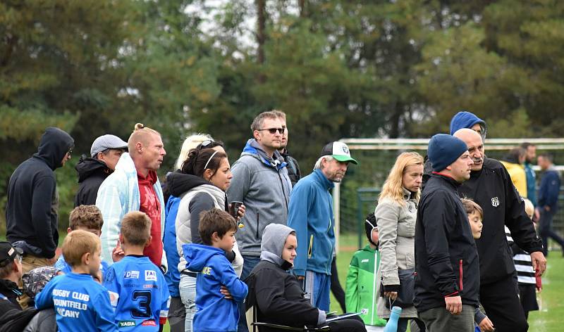 Na hřišti na Zátiší v Rakovníku se uskutečnil Dětský sportovní den, který uspořádali rakovničtí ragbisté.