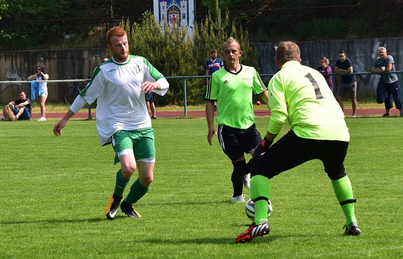 Rakovnická Olympie prohrála ve 21. kole okresního přeboru s Hředlemi 0:3.