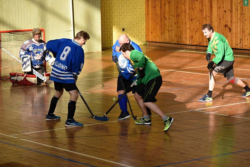 Multi charitativní akce Retro hokejbal pomáhá se v rakovnické sportovní hala uskutečnila již počtvrté.