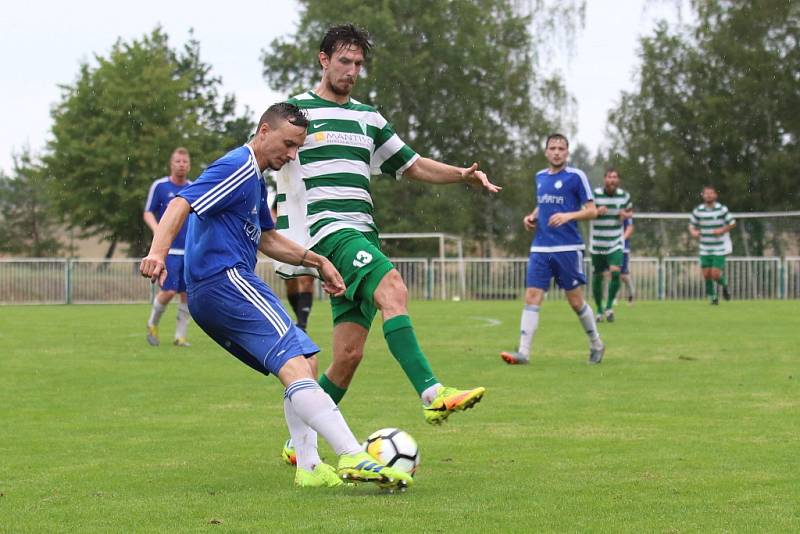 Z divizního fotbalového utkání Tatran Rakovník - Slaný (1:3).