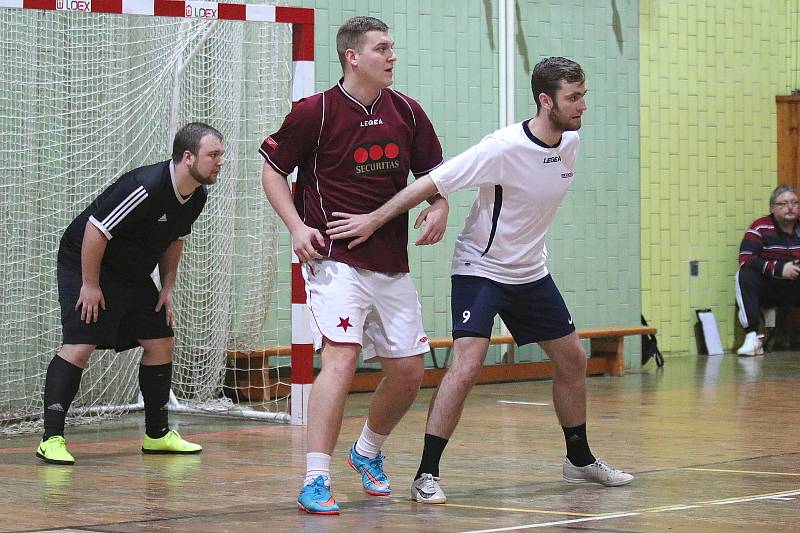 Dvaadvacátý ročník Viola Cupu ovládl Redoby team. O jeho vítězství rozhodly až penalty.