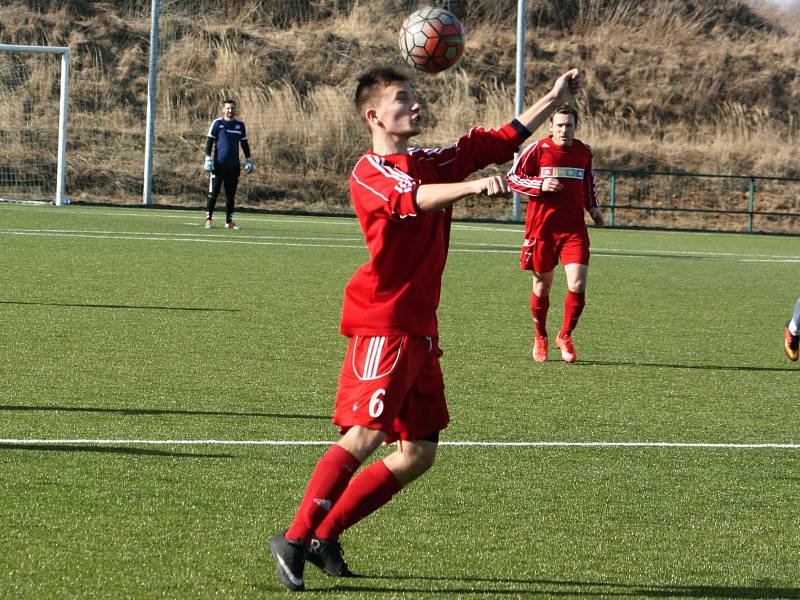 Fotbalisté Nového Strašecí zdolali Vraný 5:3, příprava 2017