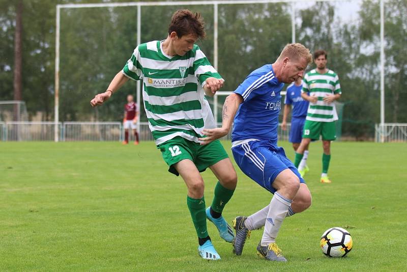 Z divizního fotbalového utkání Tatran Rakovník - Slaný (1:3).