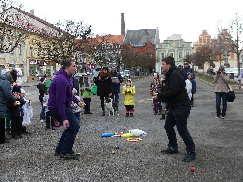 Hlavním tématem masopustu v Rakovníku byla zima.