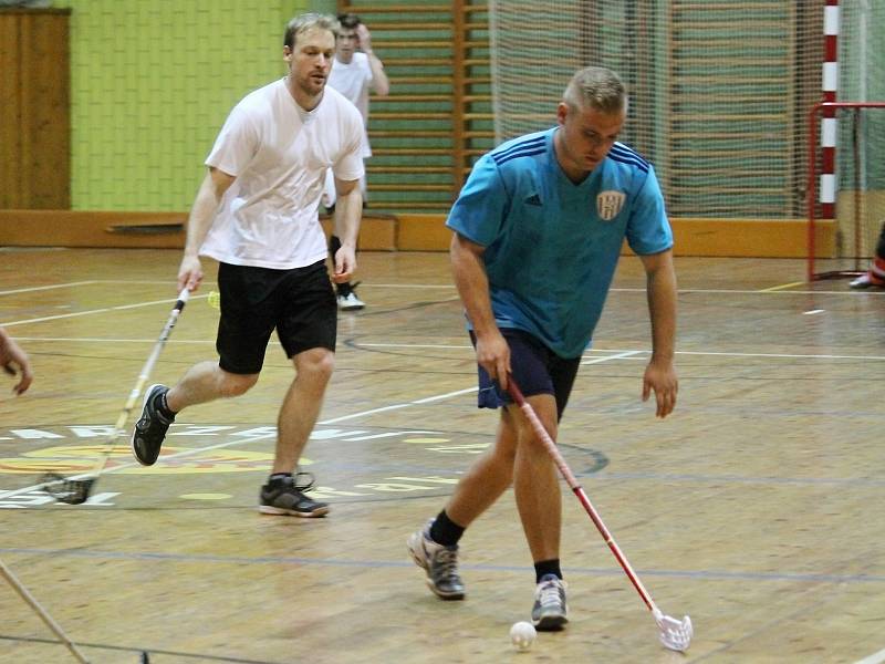 Florbalový turnaj Aquatop cup 2017 ovládla Malinová.