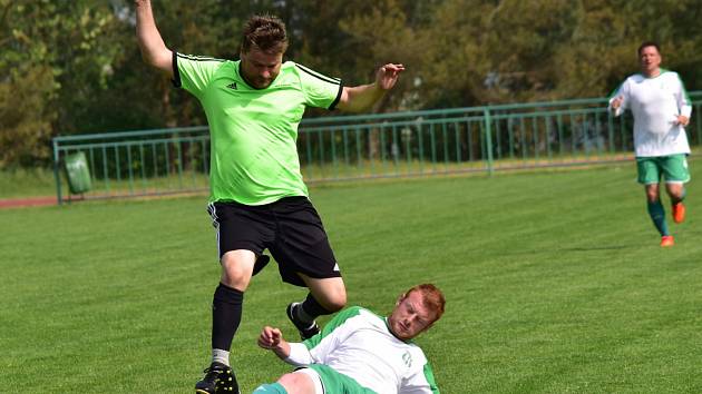 Rakovnická Olympie prohrála ve 21. kole okresního přeboru s Hředlemi 0:3.