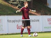 Tomáš Pešek se v přípravě zranil a bude chybět pár týdnů. 