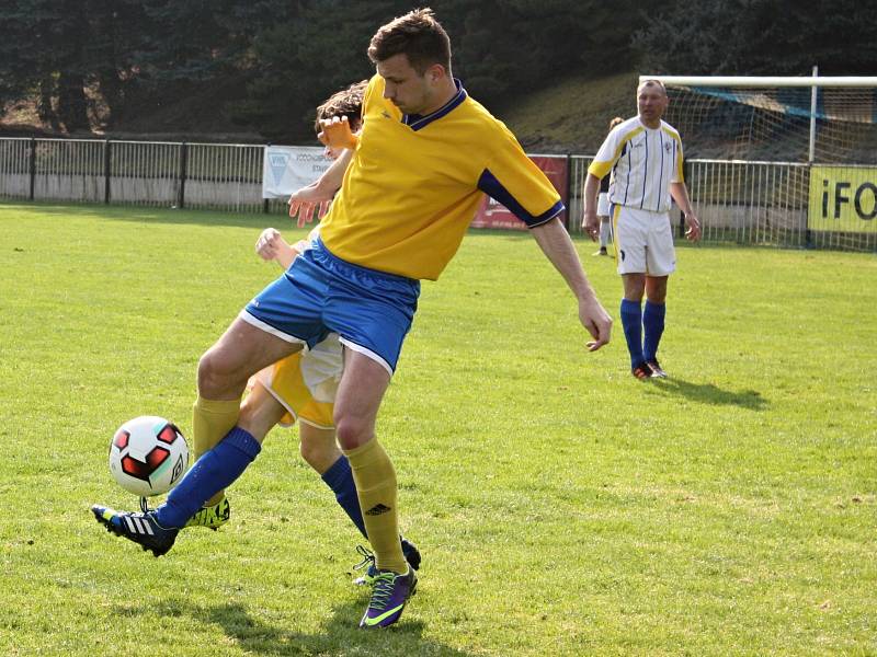 Rezerva SK Rakovník prohrála s Unhoští po pokutových kopech, když v základní hrací době skončil duel smírně 1:1.