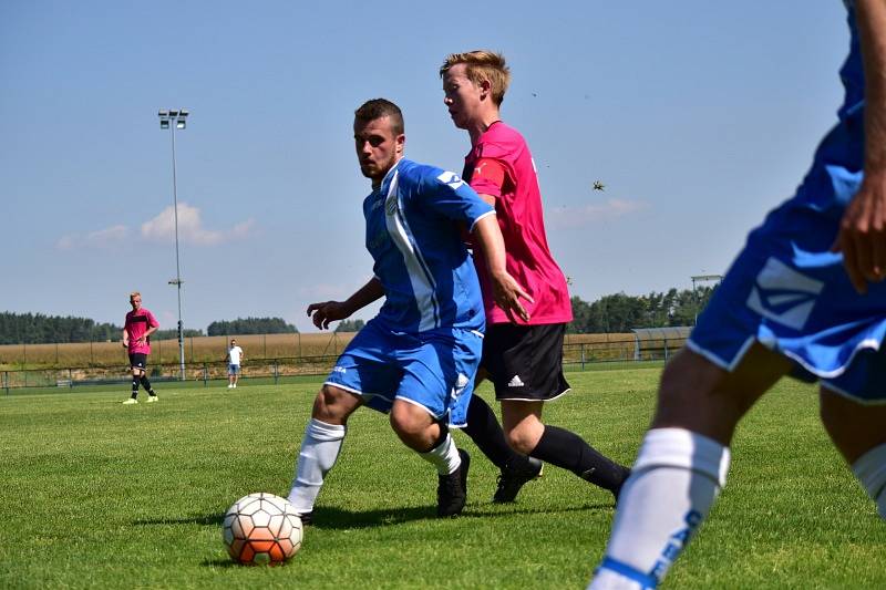 Přátelské utkání: Tatran Rakovník - FK Králův Dvůr.