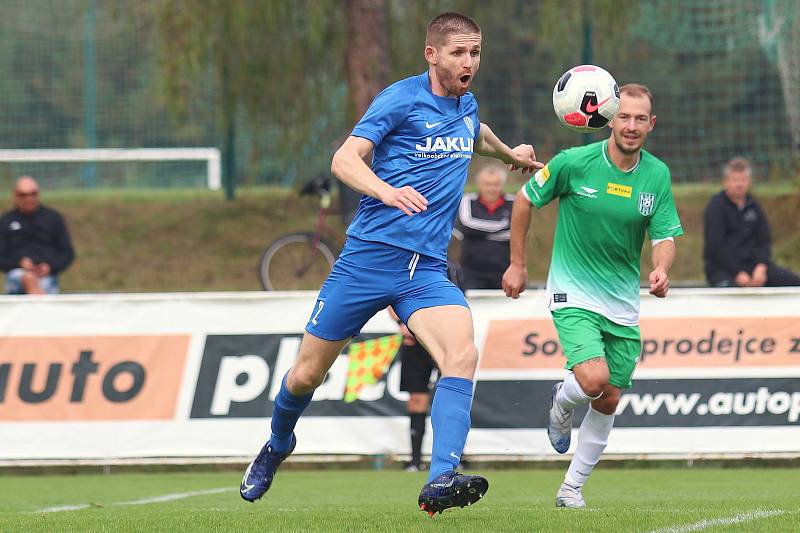 Tatran Rakovník (v zeleném) - Česká Lípa 2:3 po penaltách.