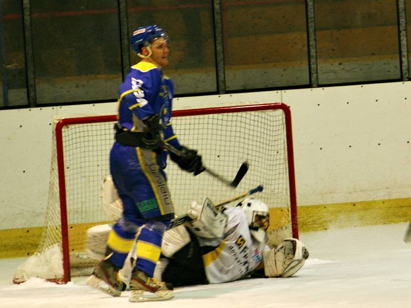 HC Rakovník - HC Lev Benešov 3:6, čtvrtfinále play off KLM 2017