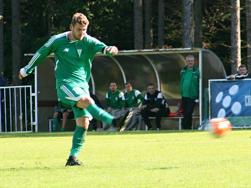 Fotbalisté Tatranu Rakovník prohráli v 8. kole divize s Velvary 0:1.