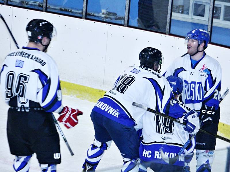 Hokejisté rezervy HC Rakovník porazili Kralupy po samostatných nájezdech.