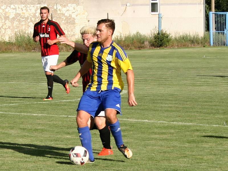 Fotbalisté Mšece prohráli v prvním přípravném duelu se Lhotou 0:2.