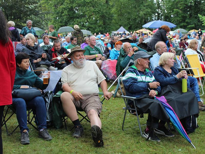 Dobře utajená country 2019.