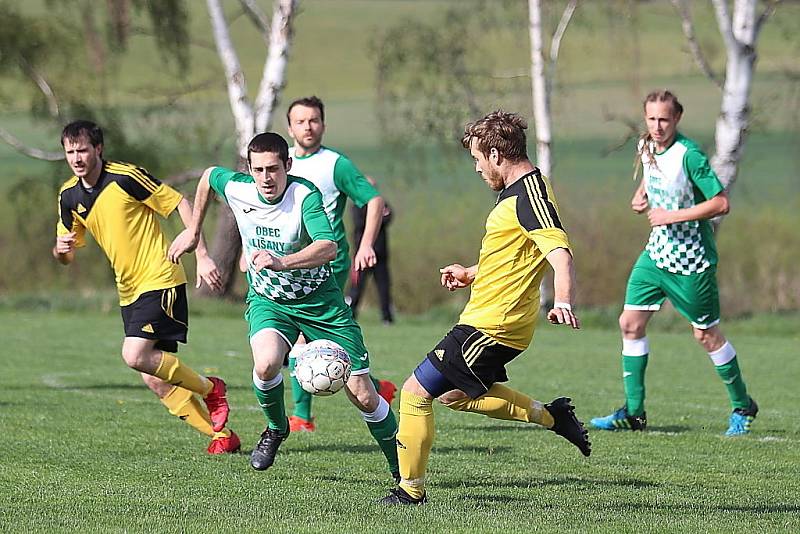 Z fotbalového utkání I.B třídy Lišany - Zavidov (0:5)